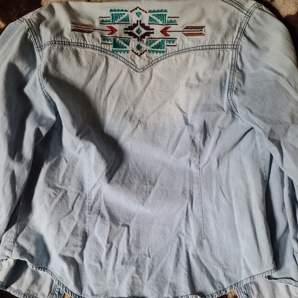 Womens button down - Picture 2 of 3